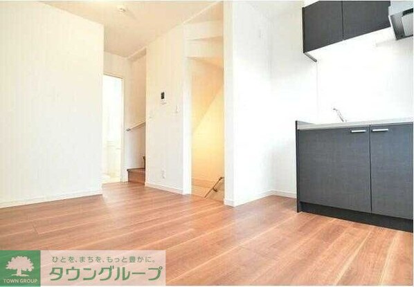 サニーサイドコートBの物件内観写真